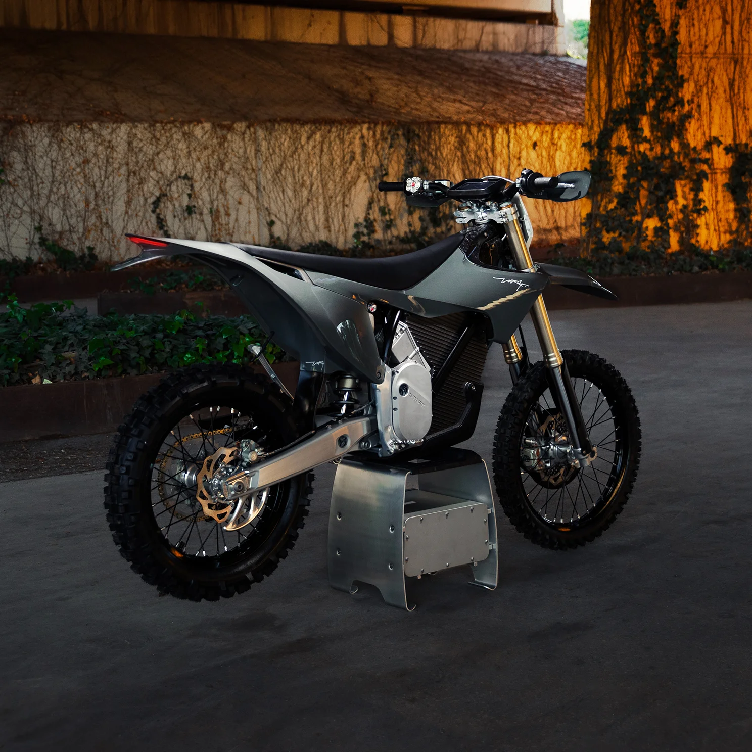 Stark VARG EX - The fastest electric off-road bike in the world 