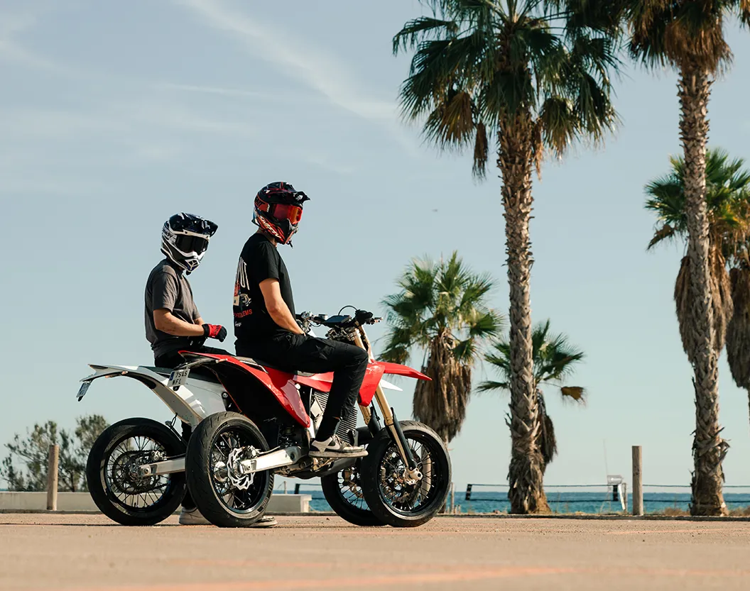 Stark VARG SM elektryczny motocykl supermoto