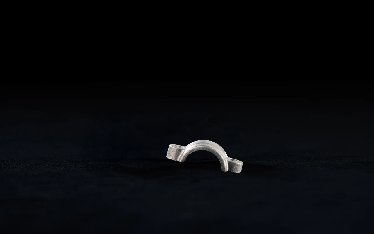 Left hanguard bracket top clamp