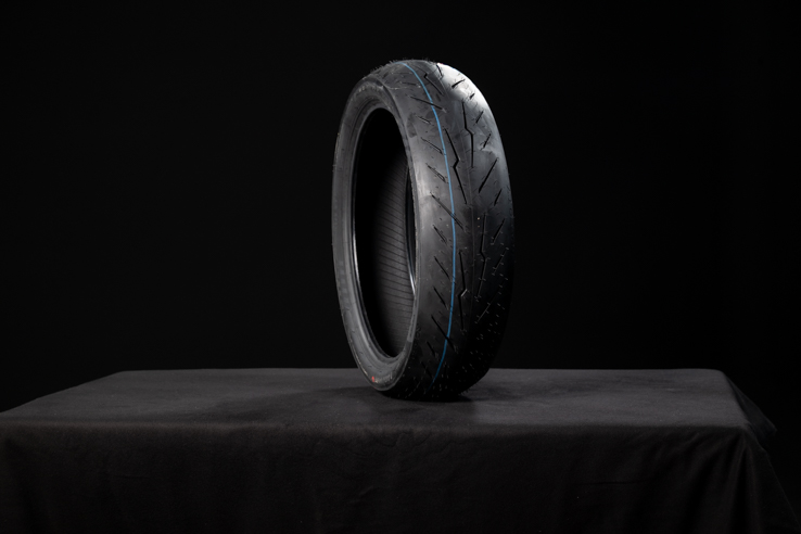 Rear tire Pirelli Diablo Rosso IV 140/70-17 66H